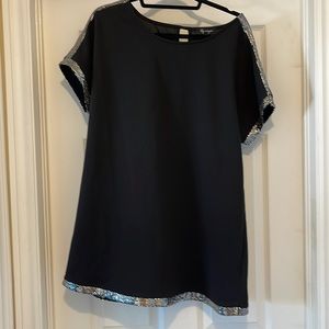 Lilly Morgan long sparkle top size large